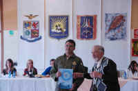 018.jpg (262455 byte)