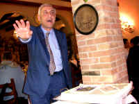 IMG_1023.JPG (220507 byte)